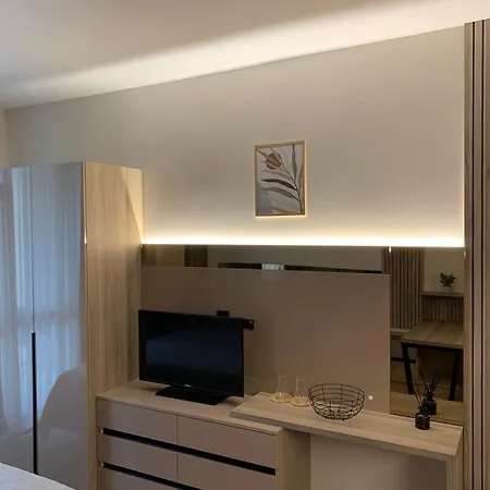 Modern 公寓